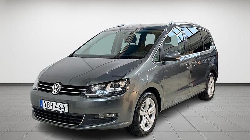 Begagnad 2016 VW Sharan Minibuss | 219 900 kr (Bra pris) - Bild 1/4