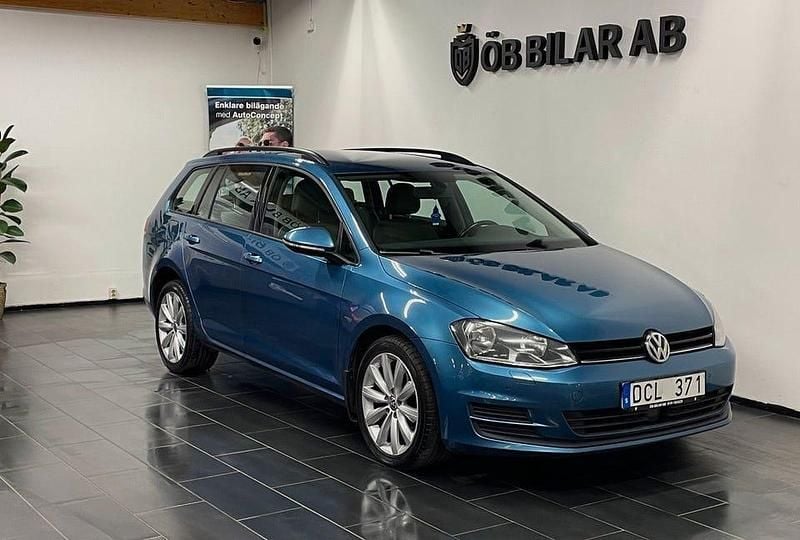 Begagnad VW Golf VII 105 HK (77 kW) 2014 Blå Kombi