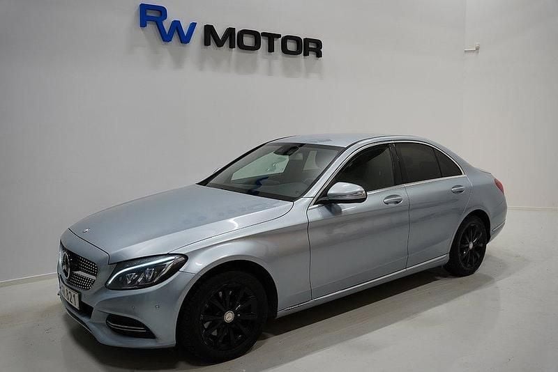 Silver Begagnad 2014 Mercedes C220 Avantgarde Sedan | 134 900 kr (Marknadspris) - Bild 1/4