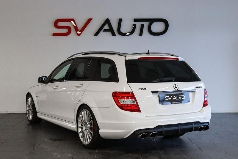 Begagnad Mercedes C63 AMG AMG 487 HK (358 kW) 2013 Vit Kombi