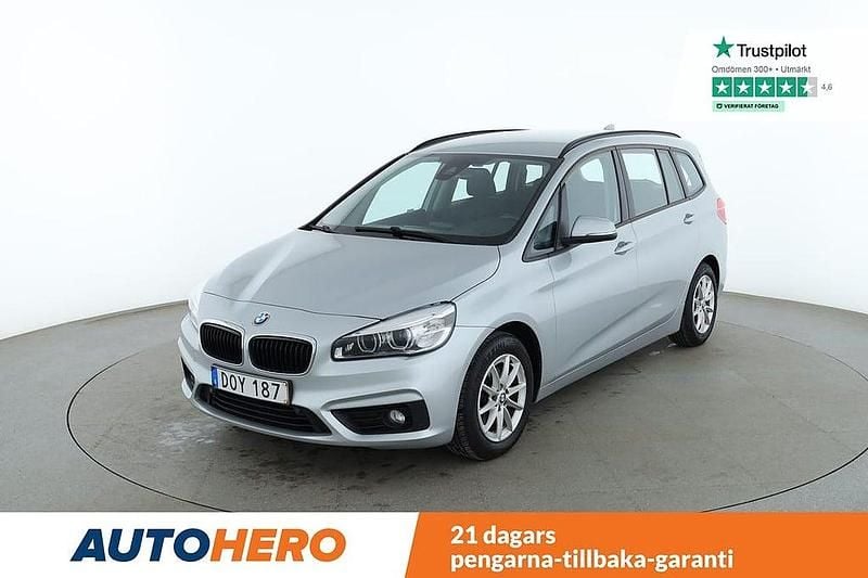 Silver Begagnad 2016 BMW 218 Advantage Kombi | 125 000 kr (Marknadspris) - Bild 1/4