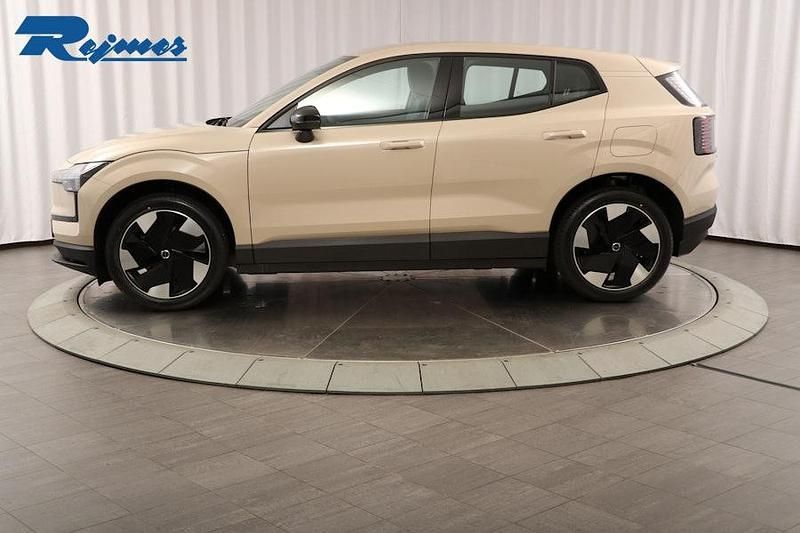 Ny Volvo EX30 Single Motor Extended Range 200 kW (272 HK) 2026 Brun SUV