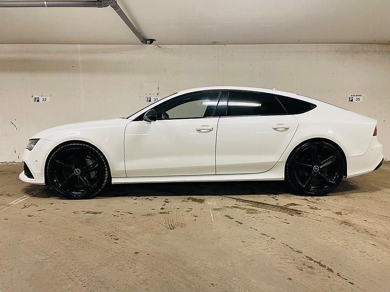 Begagnad Audi RS7 Sportback 560 HK (411 kW) 2013 Vit Halvkombi
