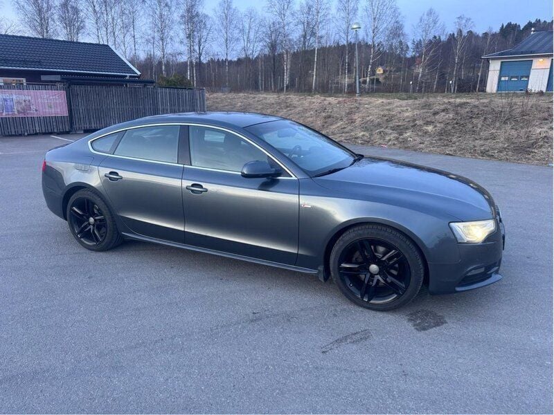 Grå Begagnad 2012 Audi A5 Sportback Halvkombi | 85 000 kr (Bra pris) - Bild 1/4