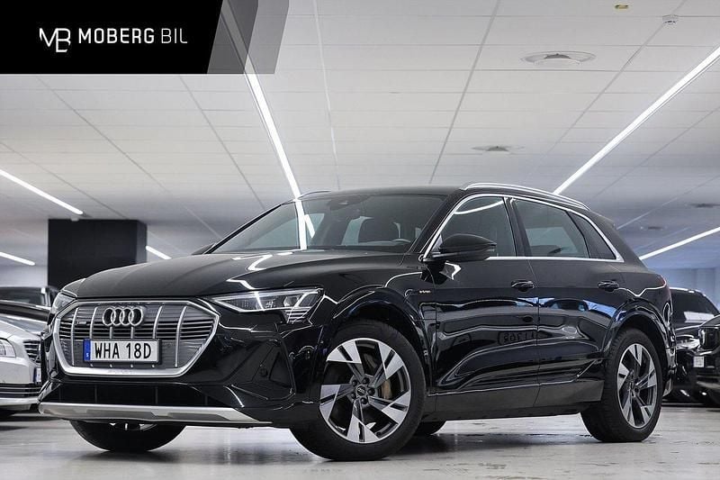 Svart Begagnad 2022 Audi e-tron S-Line SUV | 429 900 kr (Bra pris) - Bild 1/3