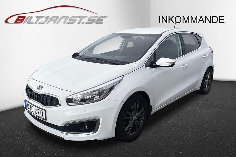 Vit Begagnad 2016 Kia Ceed Halvkombi | 94 900 kr (Marknadspris) - Bild 1/4