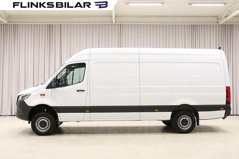 Begagnad Mercedes Sprinter 190 HK (139 kW) 2024 Vit Van