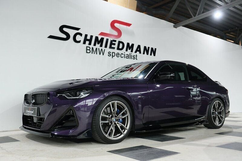 Begagnad 2022 BMW M240 Shadowline Sportkupé | 549 900 kr - Bild 1/4
