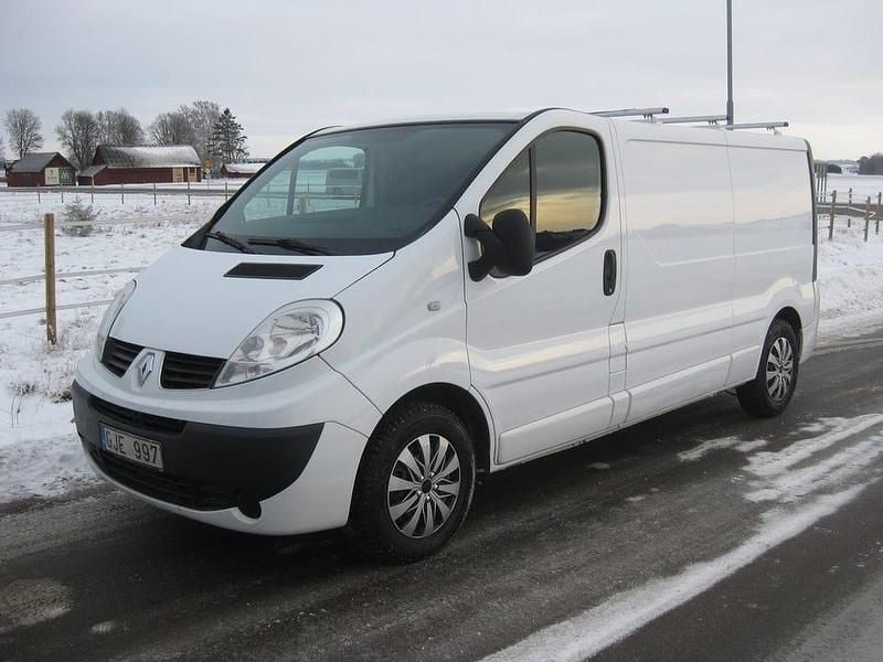Begagnad Renault Trafic 114 HK (83 kW) 2010 Vit Minibuss