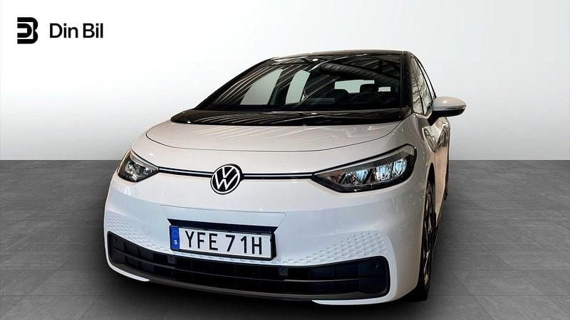 Grå Begagnad 2022 VW ID.3 Pro Performance Halvkombi | 249 900 kr (Superpris) - Bild 1/4