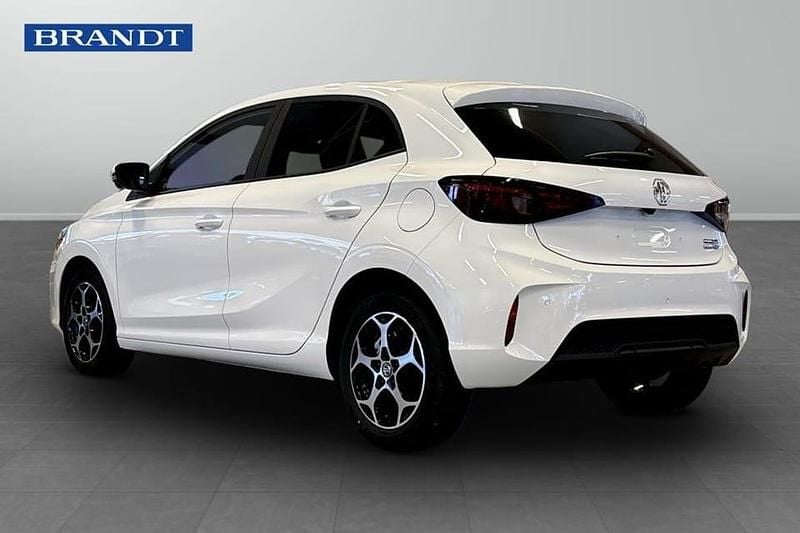 Begagnad MG MG3 Luxury 196 HK (144 kW) 2024 Vit Halvkombi