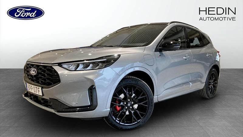 Grå Begagnad 2026 Ford Kuga ST-Line X SUV | 489 900 kr - Bild 1/4