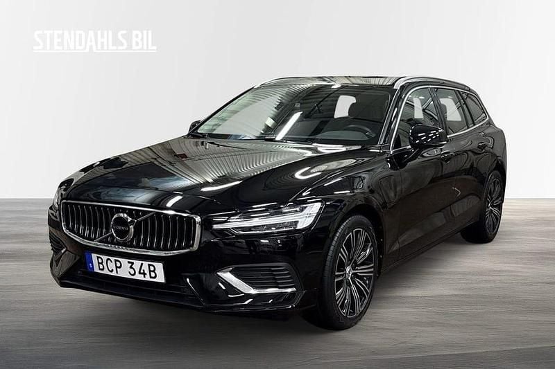Svart Begagnad 2020 Volvo V60 Inscription Kombi | 279 000 kr (Bra pris) - Bild 1/4