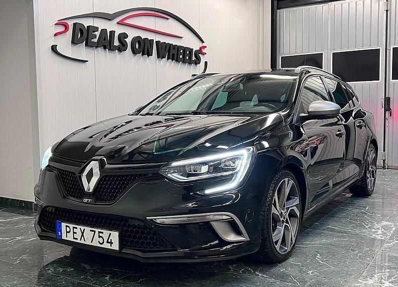 Begagnad Renault Mégane GrandTour Bose Edition 163 HK (119 kW) 2017 Svart Kombi