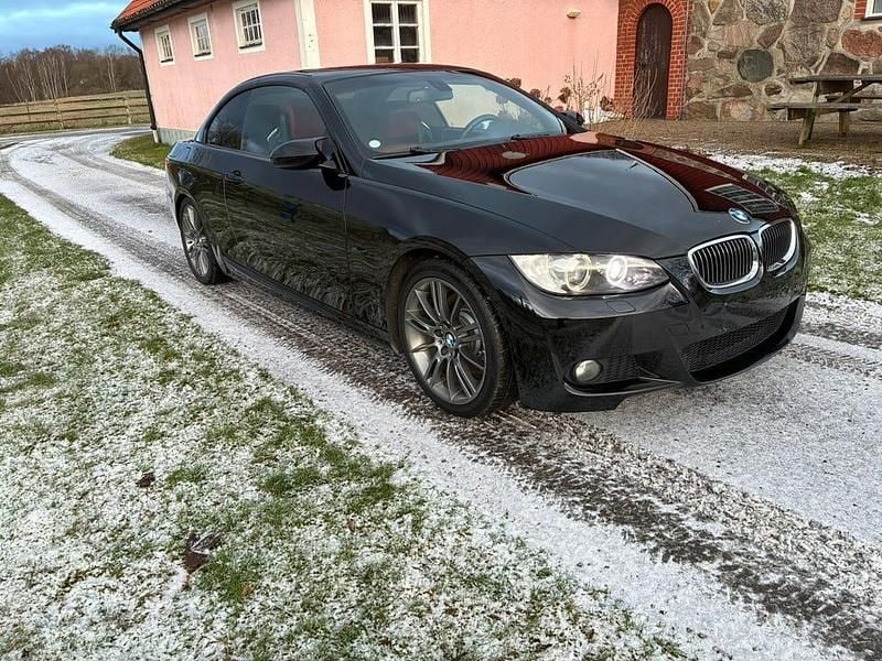 Begagnad BMW 325 M Sport 218 HK (160 kW) 2008 Black sapphire met