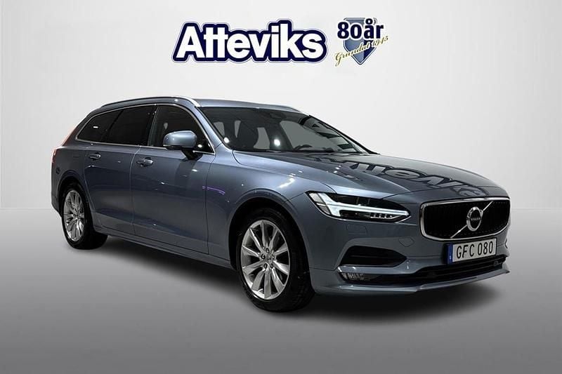 Ljusblå (blå) Begagnad 2018 Volvo V90 Kombi | 249 900 kr (Marknadspris) - Bild 1/4