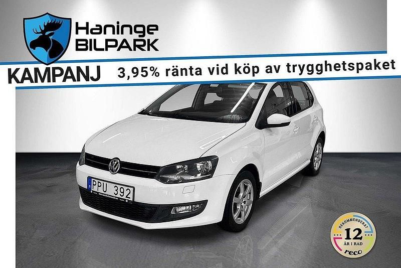 Vit Begagnad 2013 VW Polo Halvkombi | 79 500 kr (Marknadspris) - Bild 1/2
