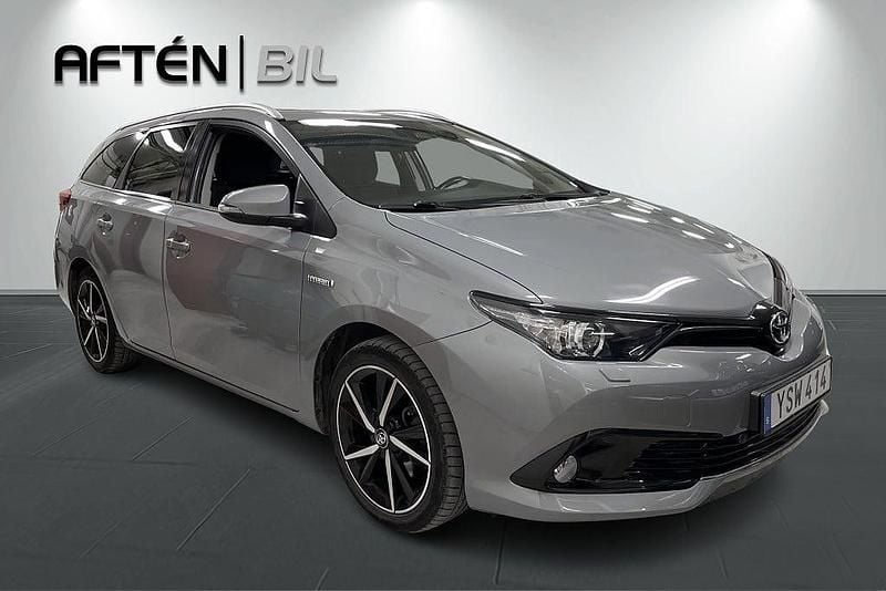 Begagnad Toyota Auris Touring Sports Edition 99 HK (72 kW) 2018 Grå Kombi
