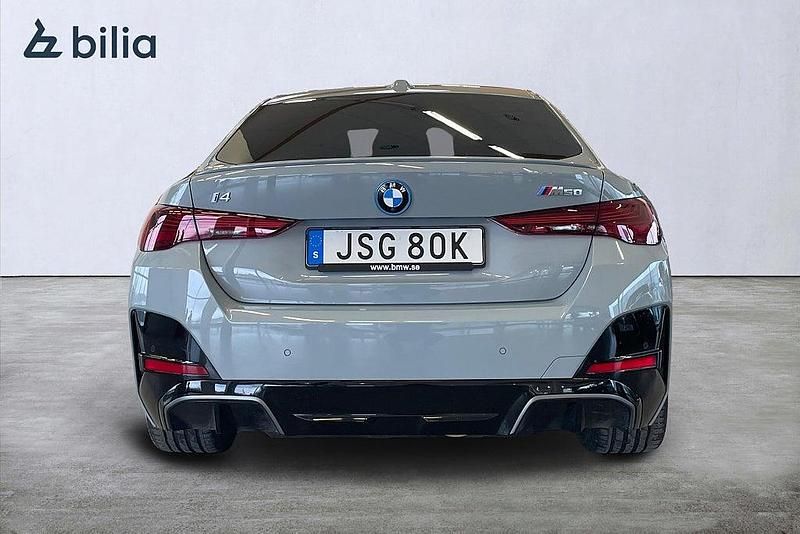 Begagnad BMW i4 M Sport 442 kW (601 HK) 2025 Grå Sedan