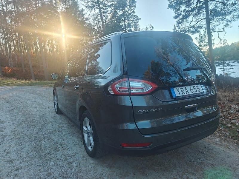 Begagnad Ford Galaxy Titanium 150 HK (110 kW) 2017 Minibuss