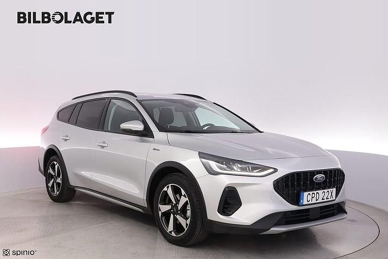 Grå Begagnad 2023 Ford Focus Active Kombi | 194 800 kr (Bra pris) - Bild 1/4