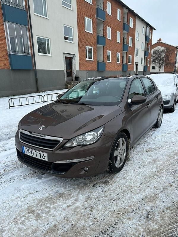 Begagnad 2014 Peugeot 308 | 69 900 kr (Marknadspris) - Bild 1/4