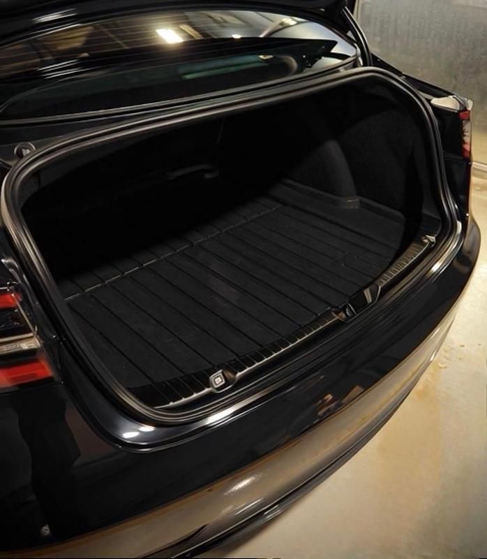 Begagnad Tesla Model 3 Long Range AWD 323 kW (440 HK) 2021 Sedan