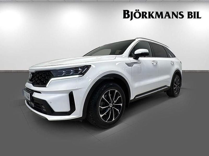 Vit Begagnad 2021 Kia Sorento Advance SUV | 414 900 kr (Marknadspris) - Bild 1/4