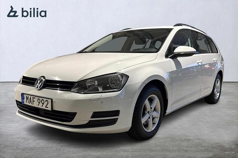 Vit Begagnad 2015 VW Golf VII SE Kombi | 134 900 kr (Lite dyr) - Bild 1/3