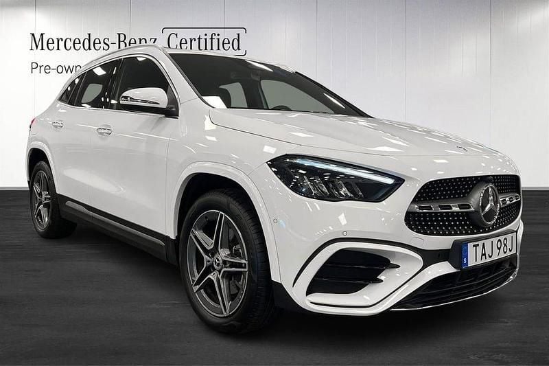 Begagnad Mercedes GLA250 AMG 218 HK (160 kW) 2024 Vit SUV
