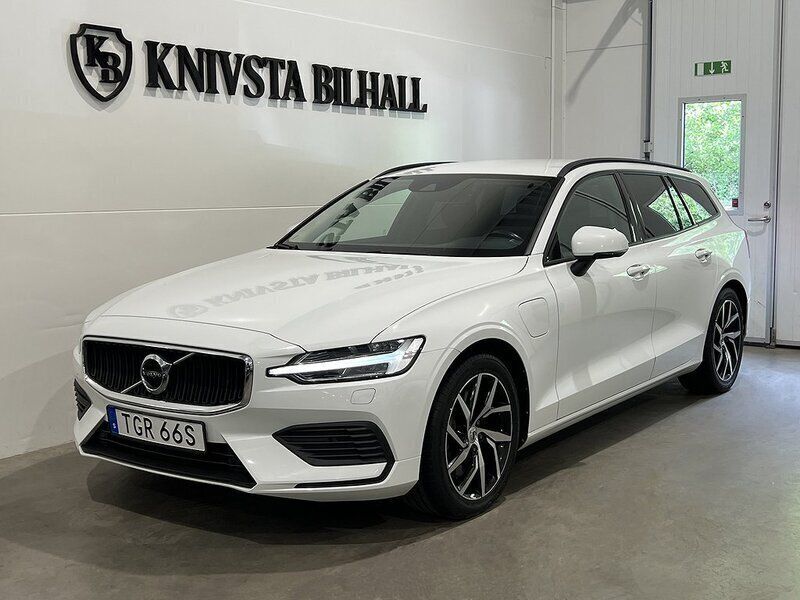 Vit Begagnad 2019 Volvo V60 Kombi | 257 400 kr (Bra pris) - Bild 1/4