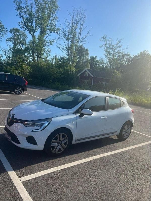 Vit Begagnad 2020 Renault Clio V Zen Halvkombi | 115 000 kr (Bra pris) - Bild 1/4