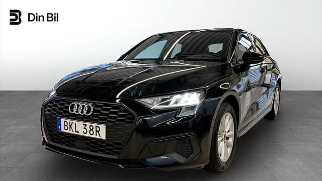 Brilliantsvart Begagnad 2023 Audi A3 Proline | 259 000 kr (Marknadspris) - Bild 1/4