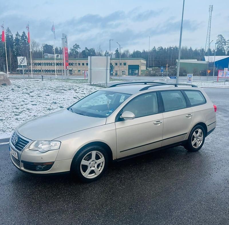 Begagnad 2007 VW Passat Kombi | 24 900 kr (Marknadspris) - Bild 1/4