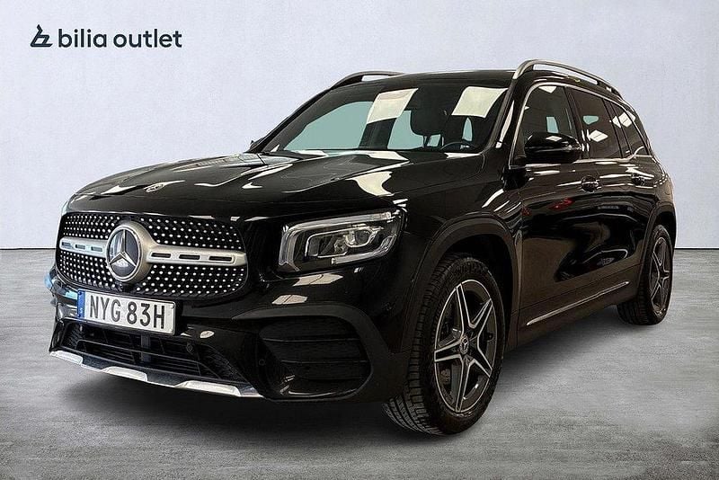 Svart Begagnad 2022 Mercedes GLB200 AMG SUV | 319 800 kr (Bra pris) - Bild 1/4