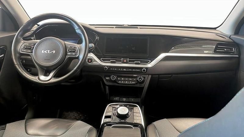 Begagnad Kia e-Niro Advance 150 kW (204 HK) 2022 Vit SUV