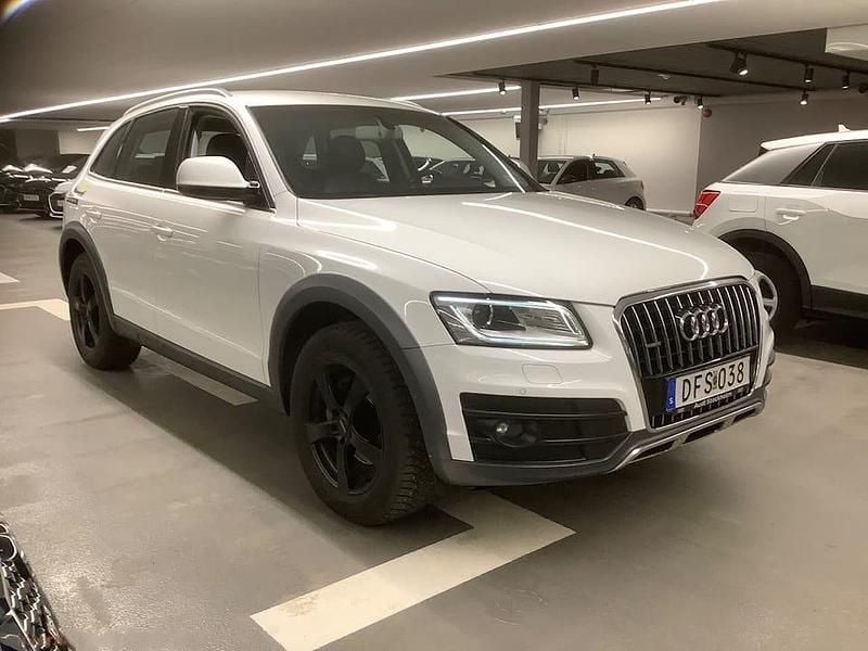 Begagnad Audi Q5 Design 190 HK (139 kW) 2016 Vit SUV