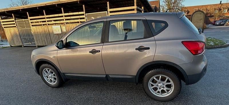 Begagnad Nissan Qashqai 114 HK (83 kW) 2007 SUV