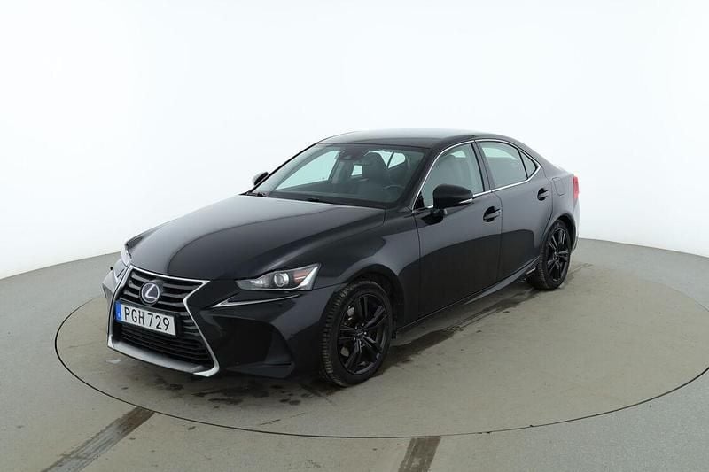 Begagnad Lexus IS300h Executive Line 226 HK (166 kW) 2017 Svart Sedan
