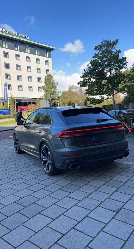 Begagnad Audi Q8 2022 SUV