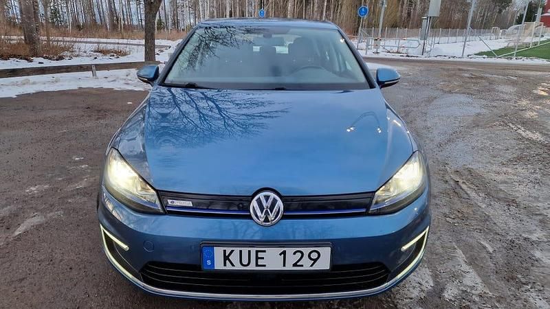 Begagnad VW e-Golf 84 kW (115 HK) 2015 Halvkombi