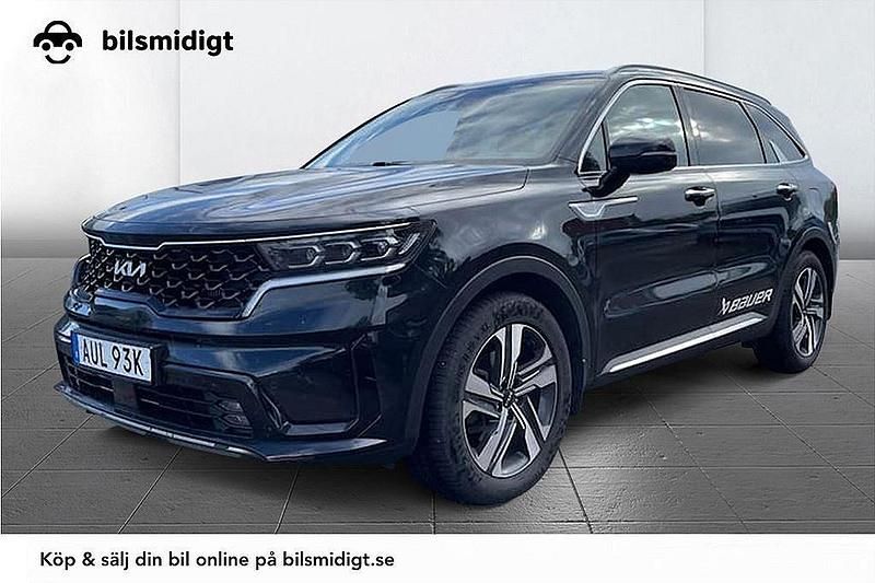 Svart Begagnad 2022 Kia Sorento SUV | 379 990 kr (Marknadspris) - Bild 1/3
