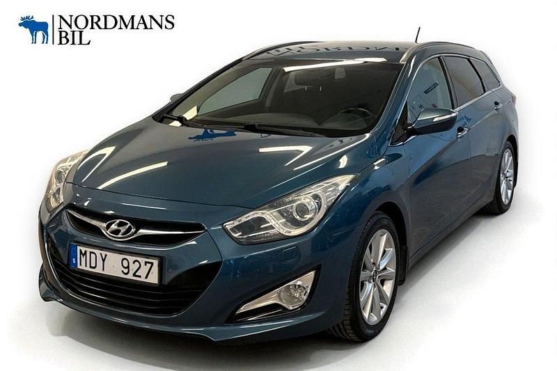 Blå Begagnad 2013 Hyundai i40 Kombi | 125 000 kr - Bild 1/4