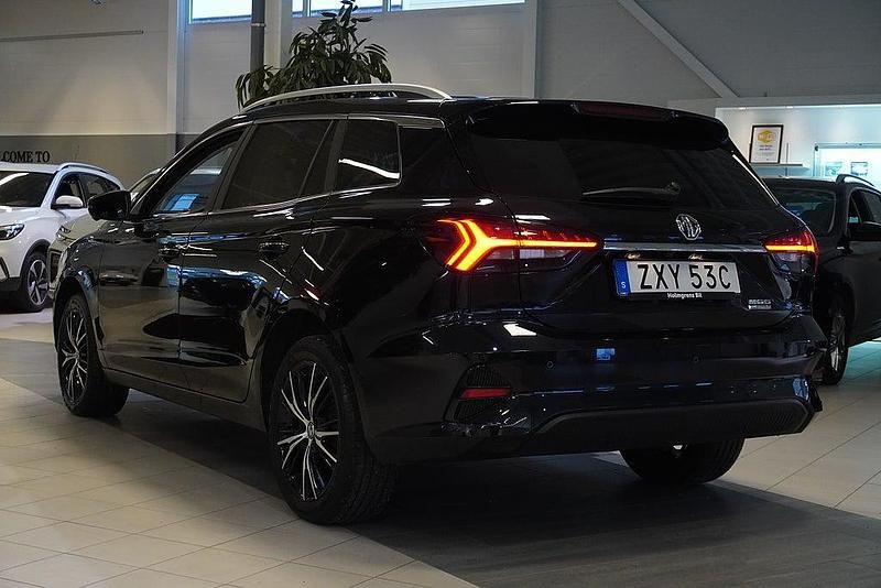 Begagnad MG MG5 EV 114 kW (156 HK) 2022 Svart Kombi