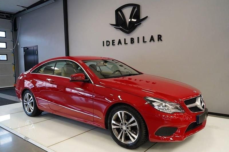Röd Begagnad 2016 Mercedes E250 Sportkupé | 249 900 kr - Bild 1/4