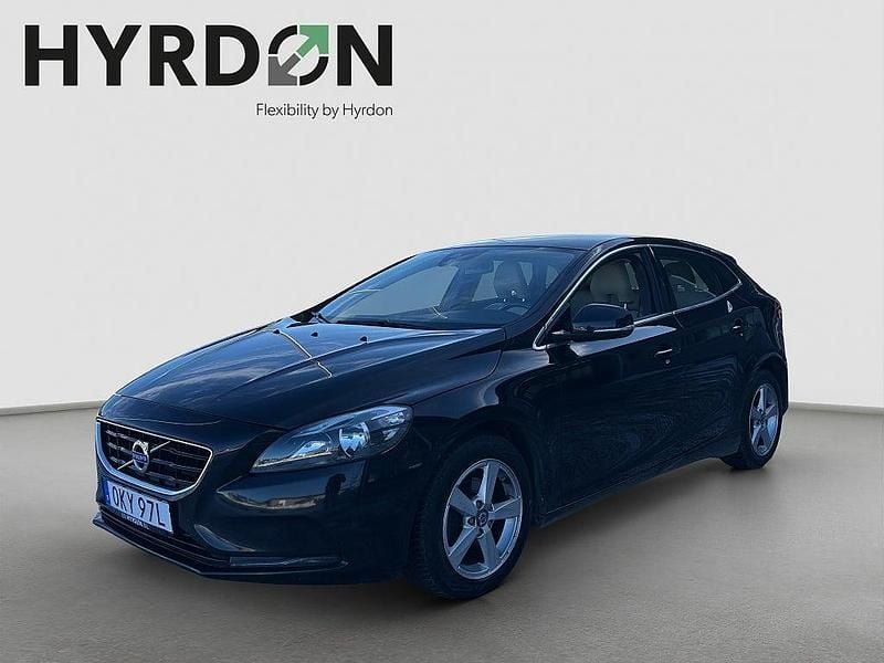 Begagnad Volvo V40 Summum 116 HK (85 kW) 2013 Svart Halvkombi