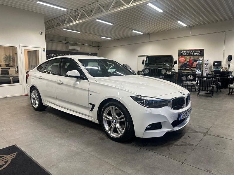 Begagnad BMW 330 Gran Turismo M Sport 252 HK (185 kW) 2018 Vit Halvkombi