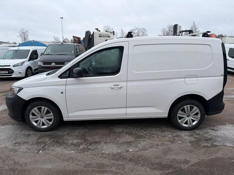Begagnad VW Caddy 75 HK (55 kW) 2021 Vit Minibuss