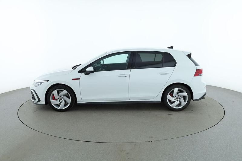 Begagnad VW Golf VIII GTI 248 HK (182 kW) 2023 Vit Halvkombi