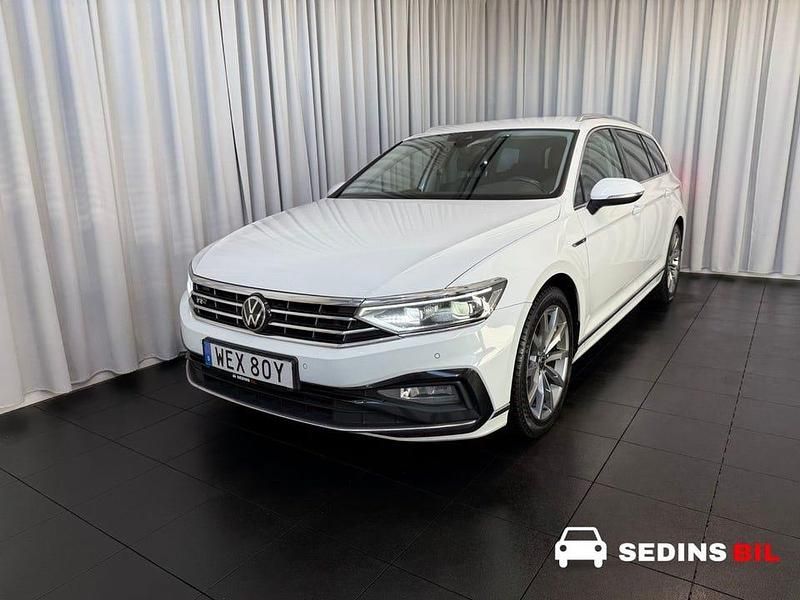 Vit Begagnad 2021 VW Passat GT Kombi | 229 900 kr (Bra pris) - Bild 1/3